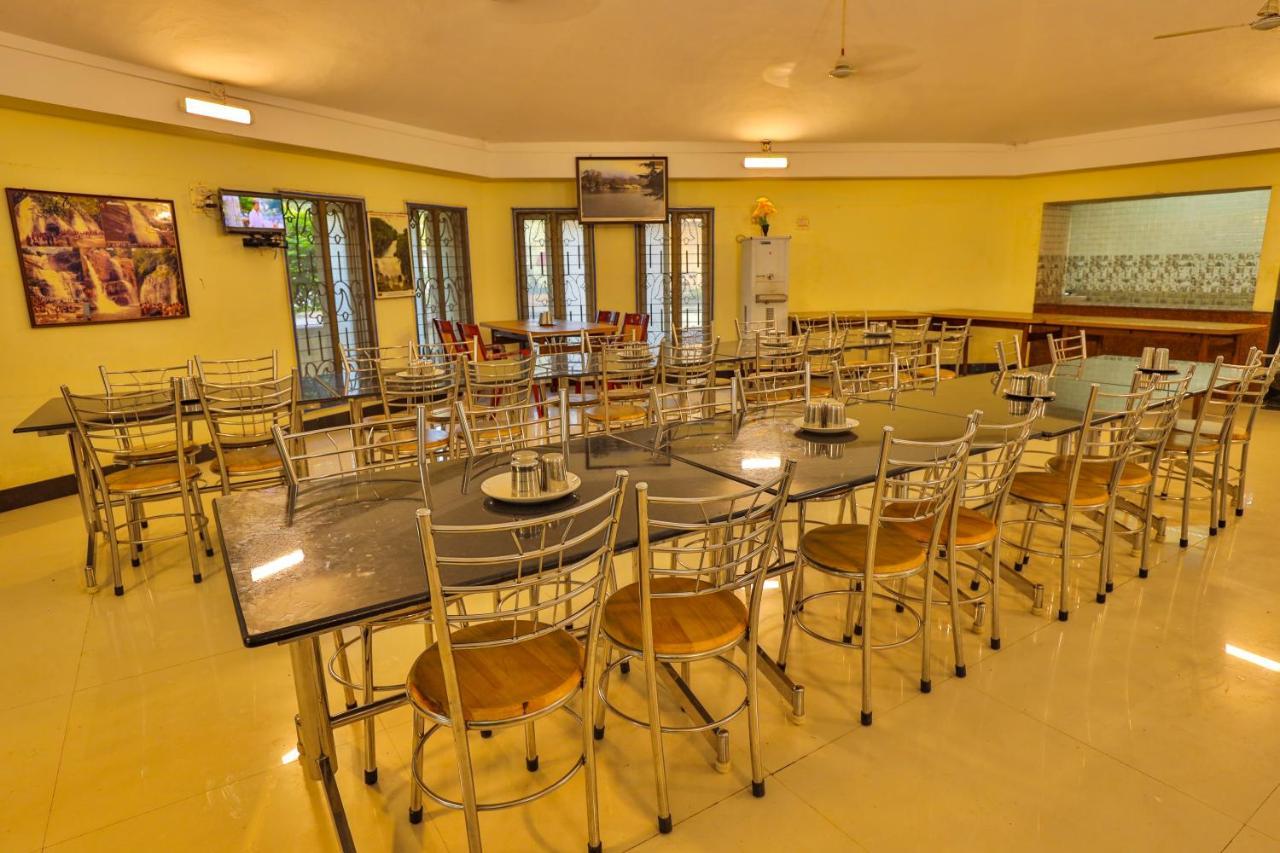 Hotel Tamilnadu, Courtallam I Kuttālam Kültér fotó